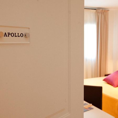 Xenia Hotel Виласимиус Екстериор снимка