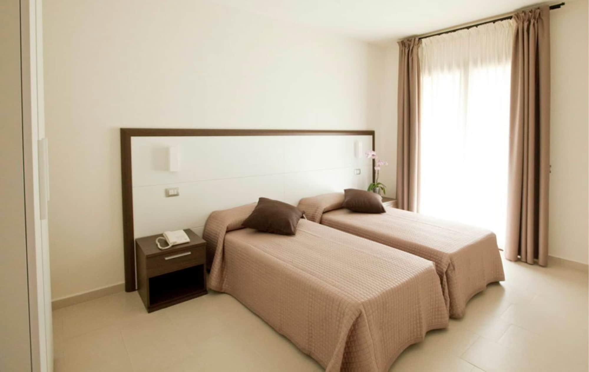 Xenia Hotel Виласимиус Екстериор снимка