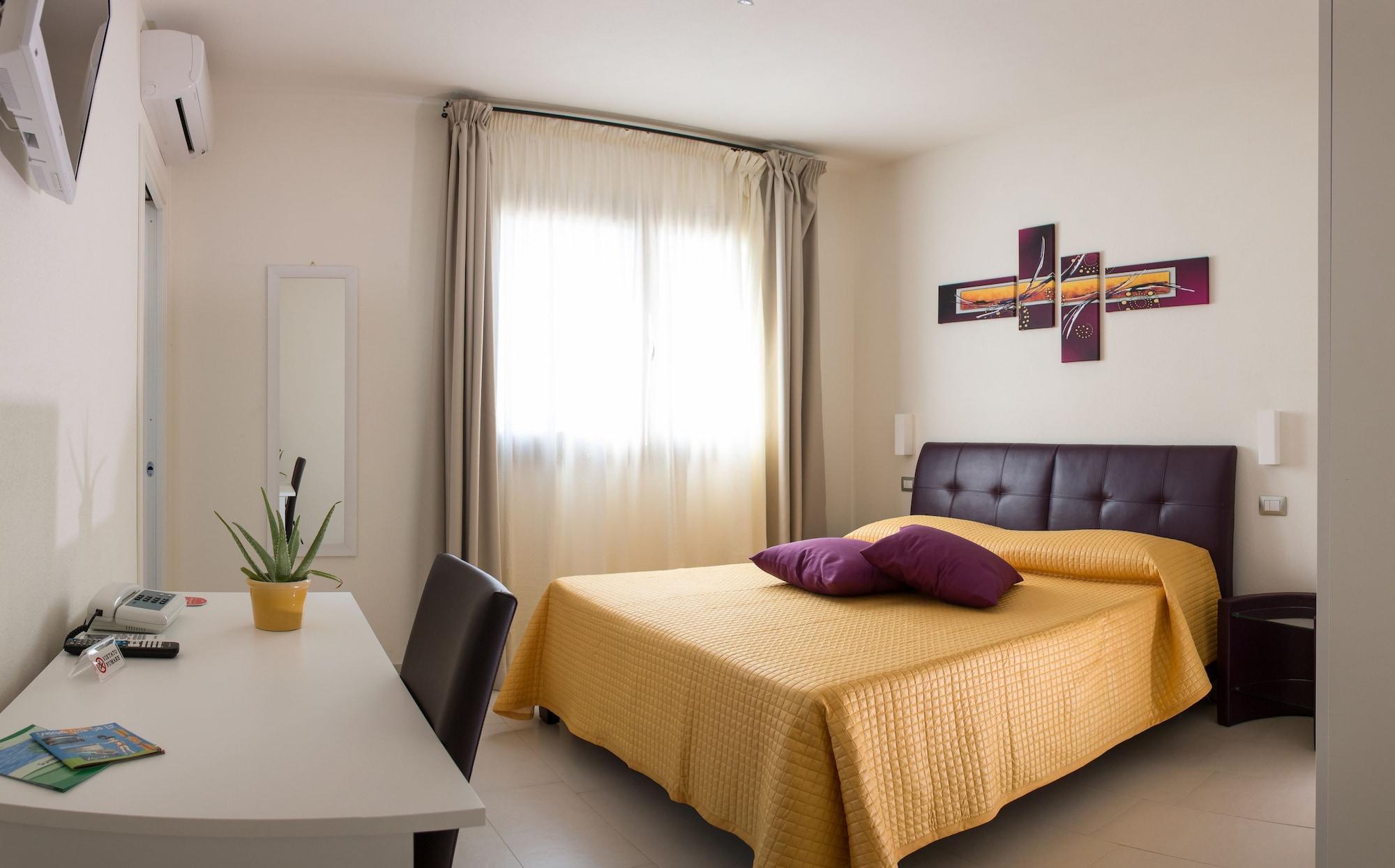 Xenia Hotel Виласимиус Екстериор снимка
