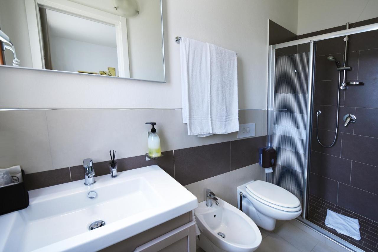 Xenia Hotel Виласимиус Екстериор снимка