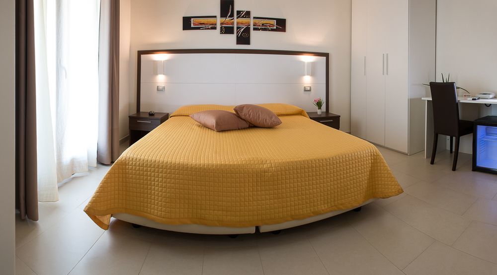 Xenia Hotel Виласимиус Екстериор снимка