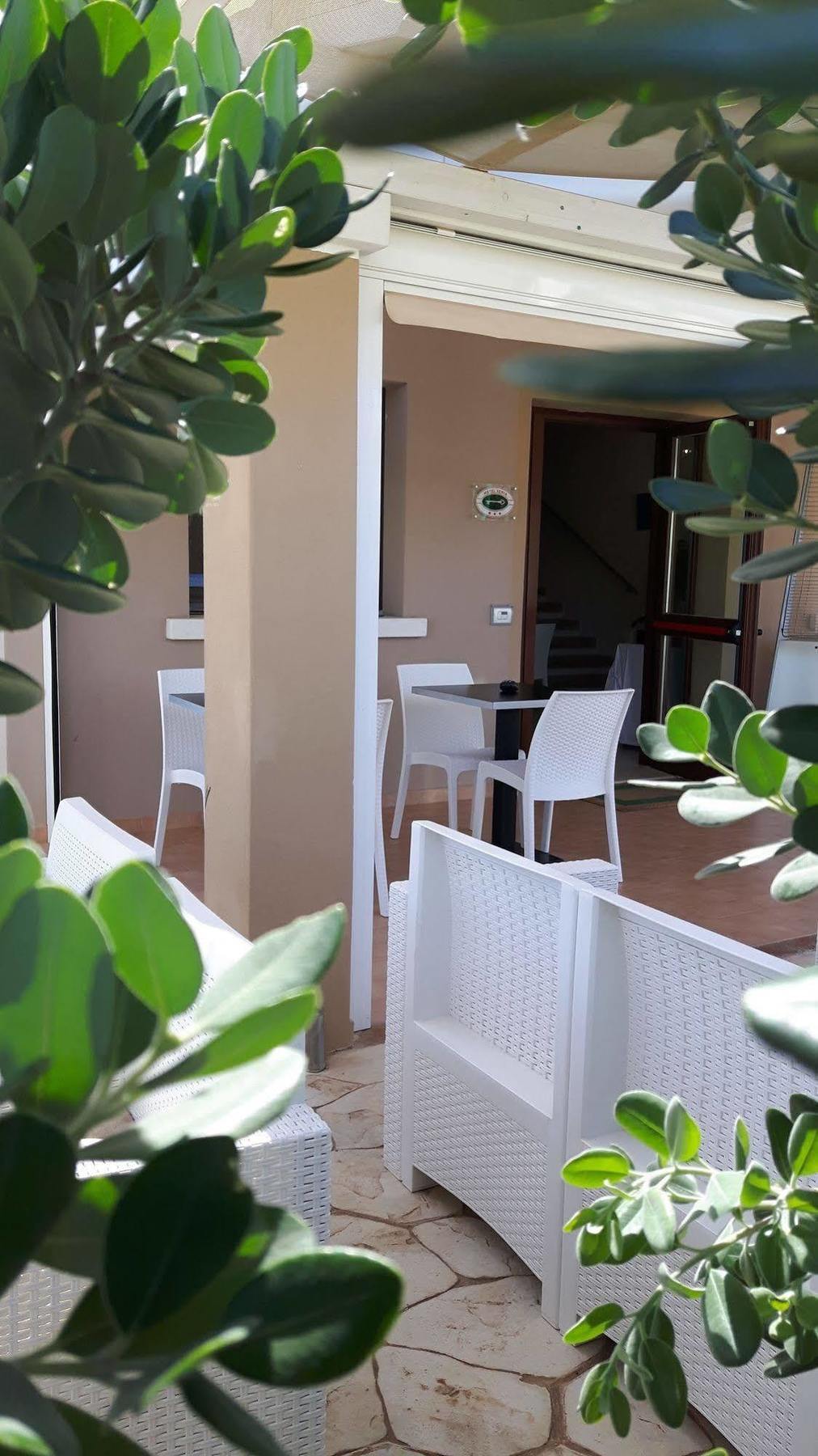 Xenia Hotel Виласимиус Екстериор снимка
